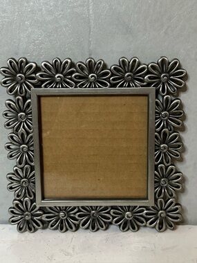 Silver Photo Frame Cut Out Daisy Pattern Holds 4" x 4" Photo by Elsal 1996